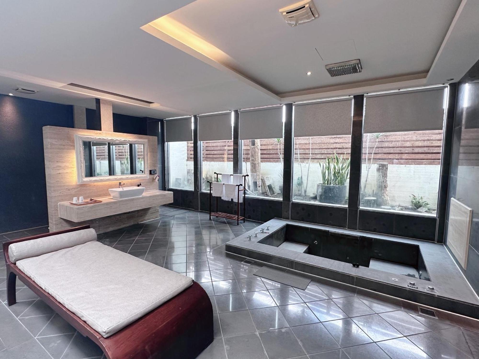 Orient Luxury Villa Motel Huwei Dış mekan fotoğraf