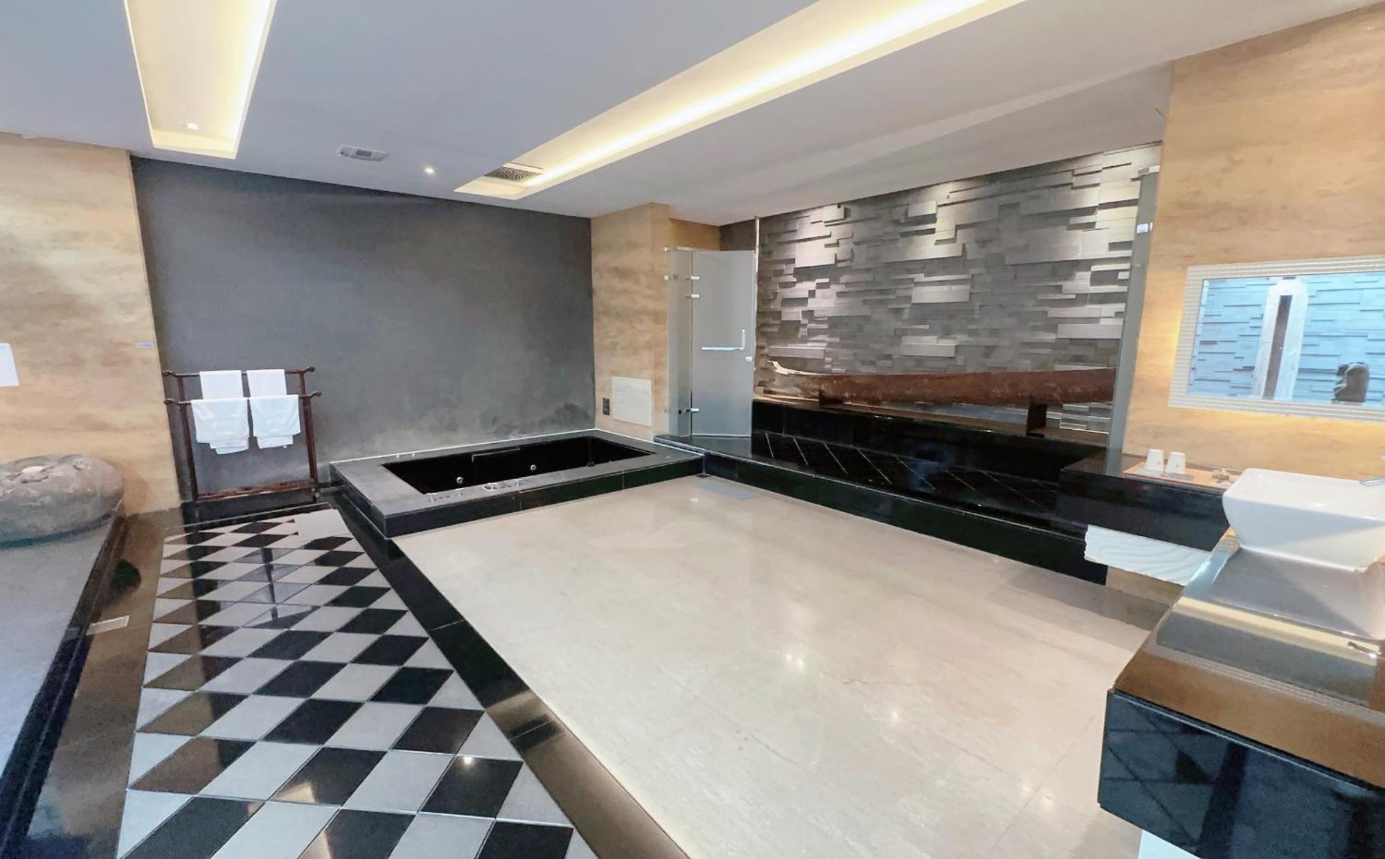 Orient Luxury Villa Motel Huwei Dış mekan fotoğraf